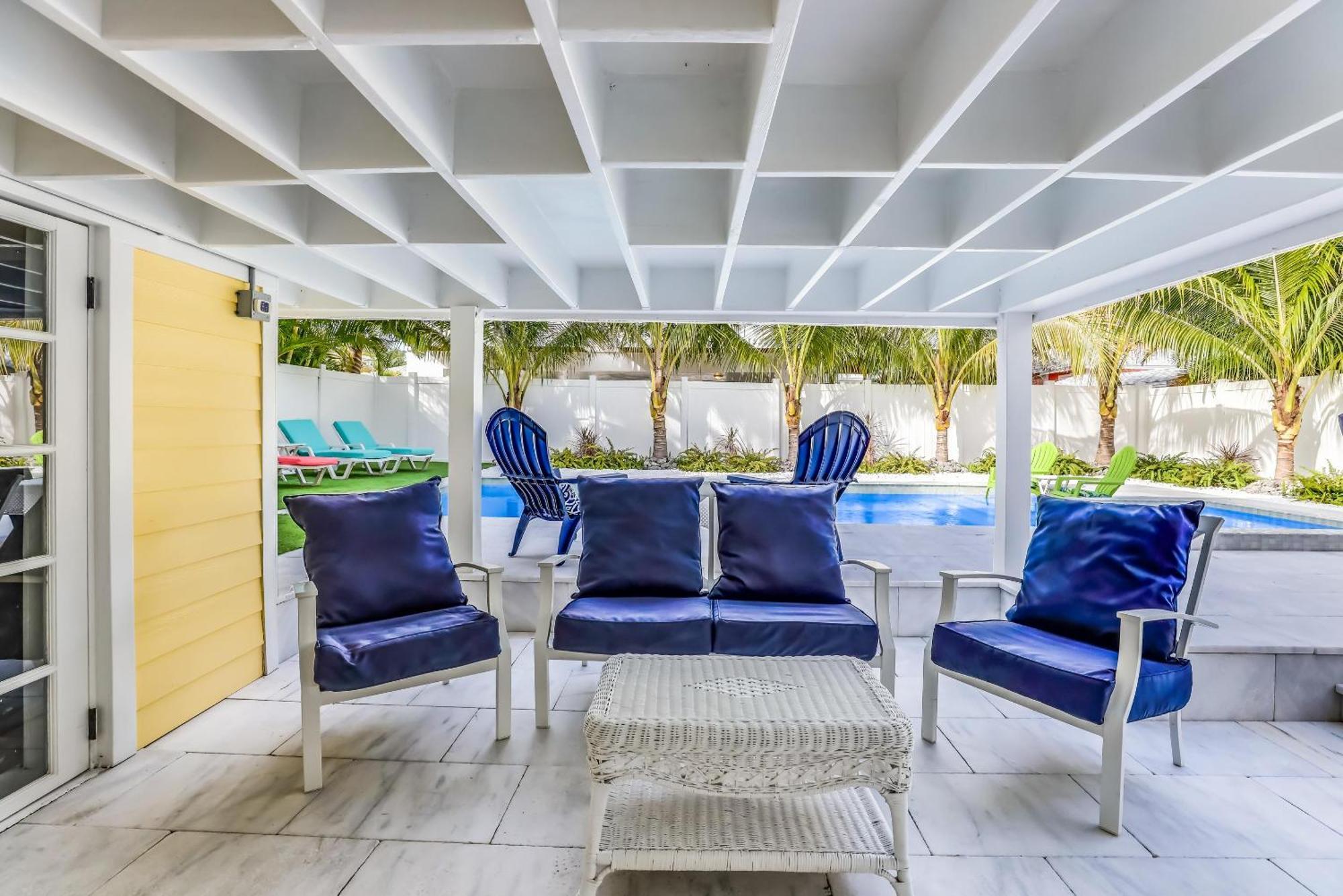 Вилла Seaside Manor Брадентон-Бич Экстерьер фото